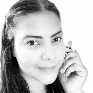 Meet your Posher, Arena massiel